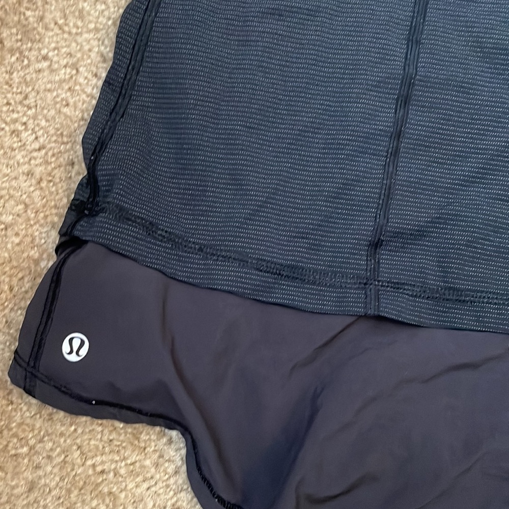 Lululemon Run Mod Moves Tank Top Size 4 - image 4